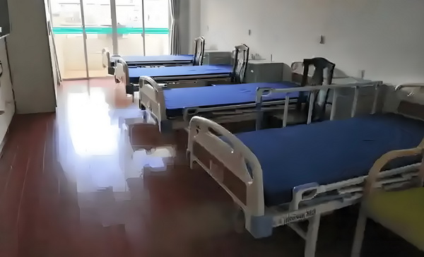 大专入深户有几分_黄奕女儿不读书想去韩国当练习生，颜值是硬伤 并向如何他们他们做决策了解